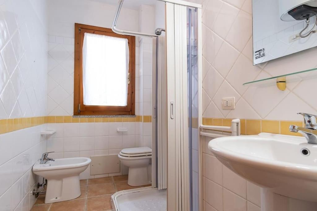Luisa Sunny House Appartement Santa Maria Navarrese Buitenkant foto