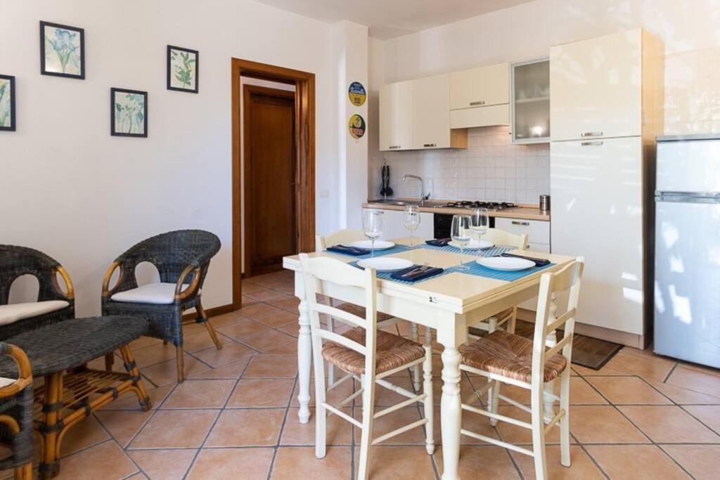Luisa Sunny House Appartement Santa Maria Navarrese Buitenkant foto